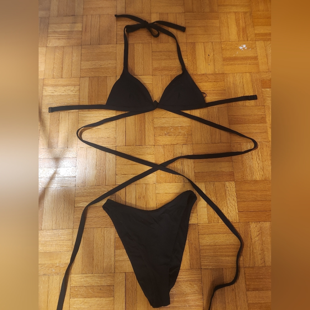 La Vie En Rose Black Bikini Set